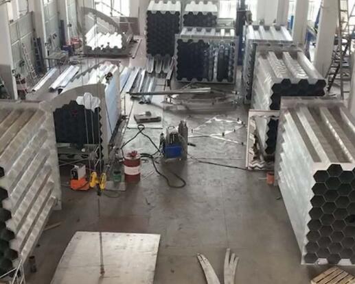 2205濕電蜜桃精品在线观看陽極管的性能分析